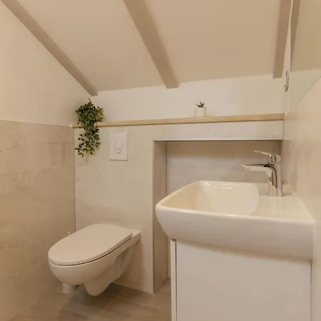 Lozo By Interhome Hébergement de vacances *