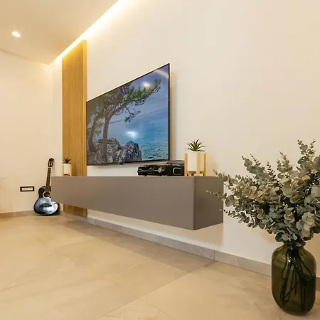 Hébergement de vacances Lozo By Interhome